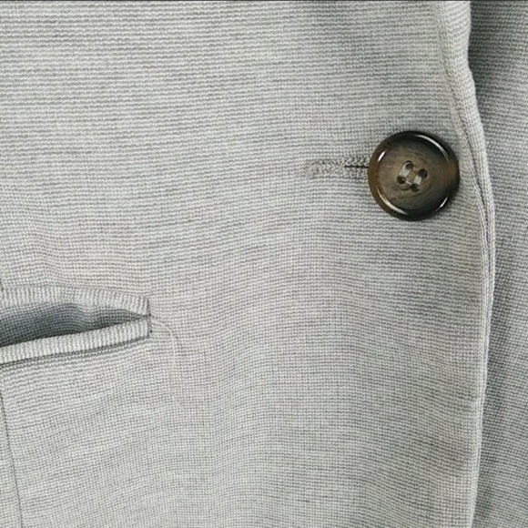 H&M gray blazer, size 6 - Picture 3 of 10